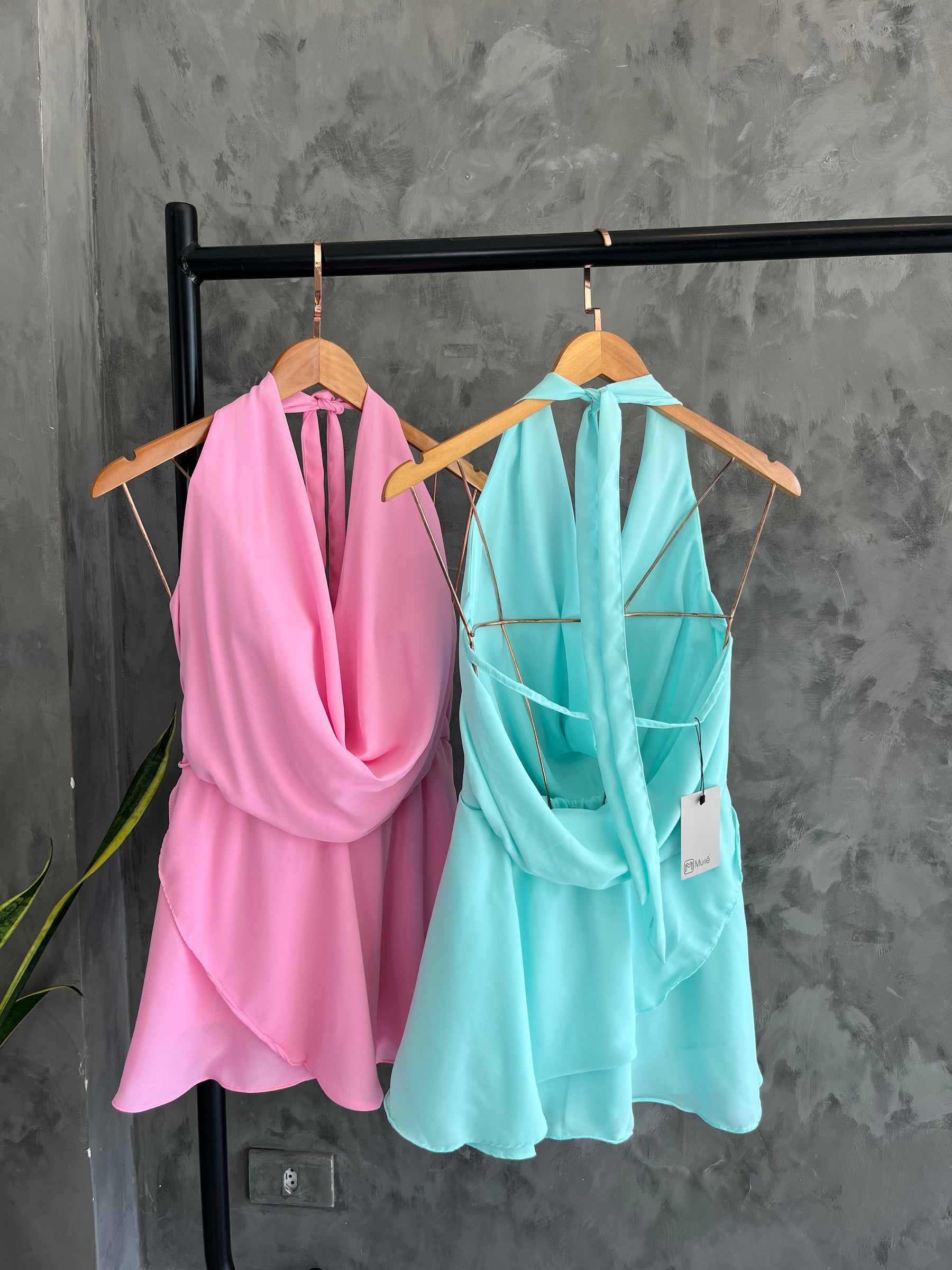 Macaquinho Vestido Curto Gola Degage Verão- Cris