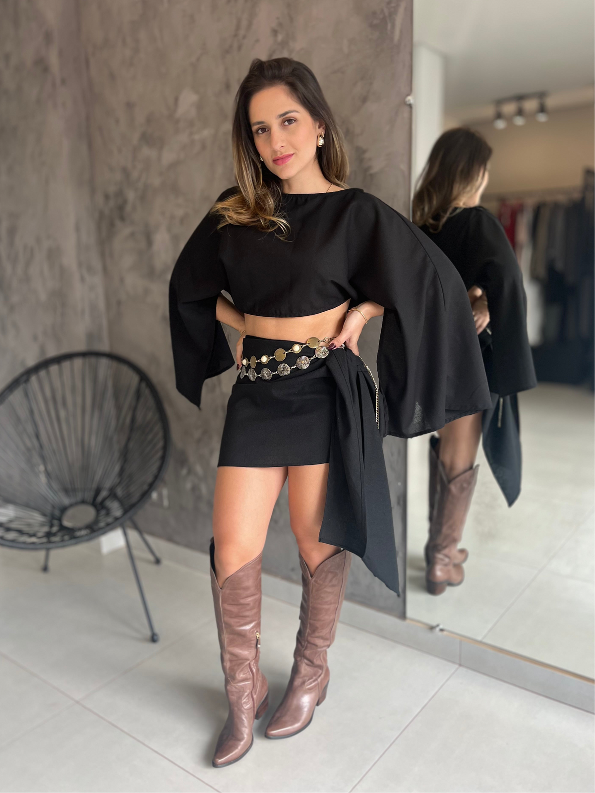 Conjunto Feminino em Linho com Bata e Saia Preto- Hadassa