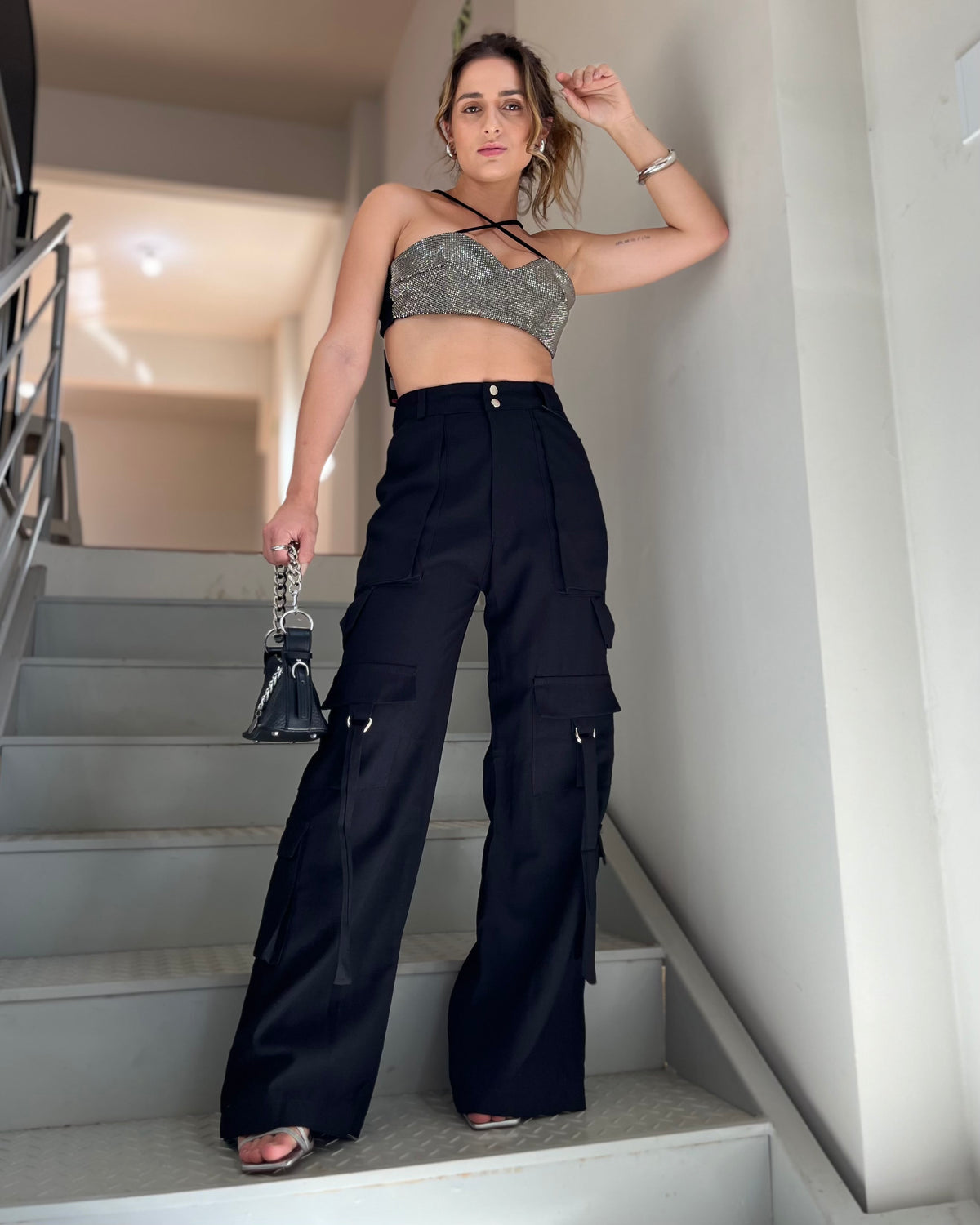 Calça Feminina Cargo Max com Bolsos