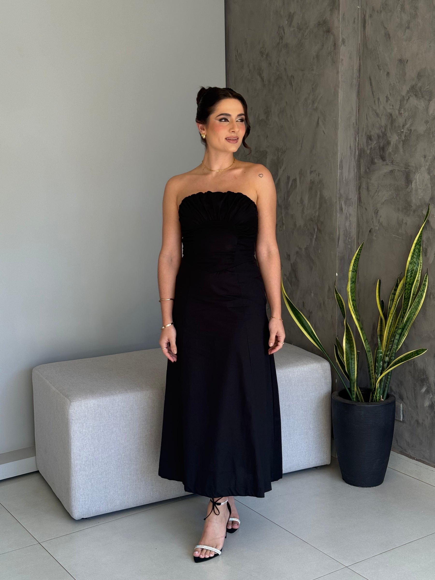 Vestido Solto Straplees Trocolini