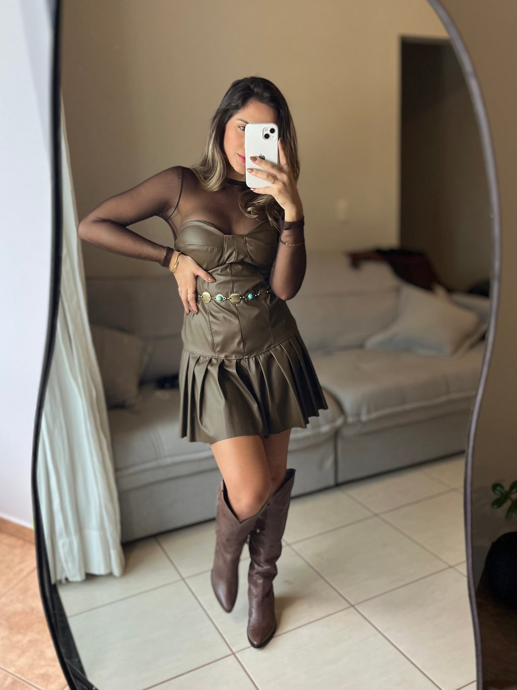 Vestido Tomara que Caia Couro Plissado