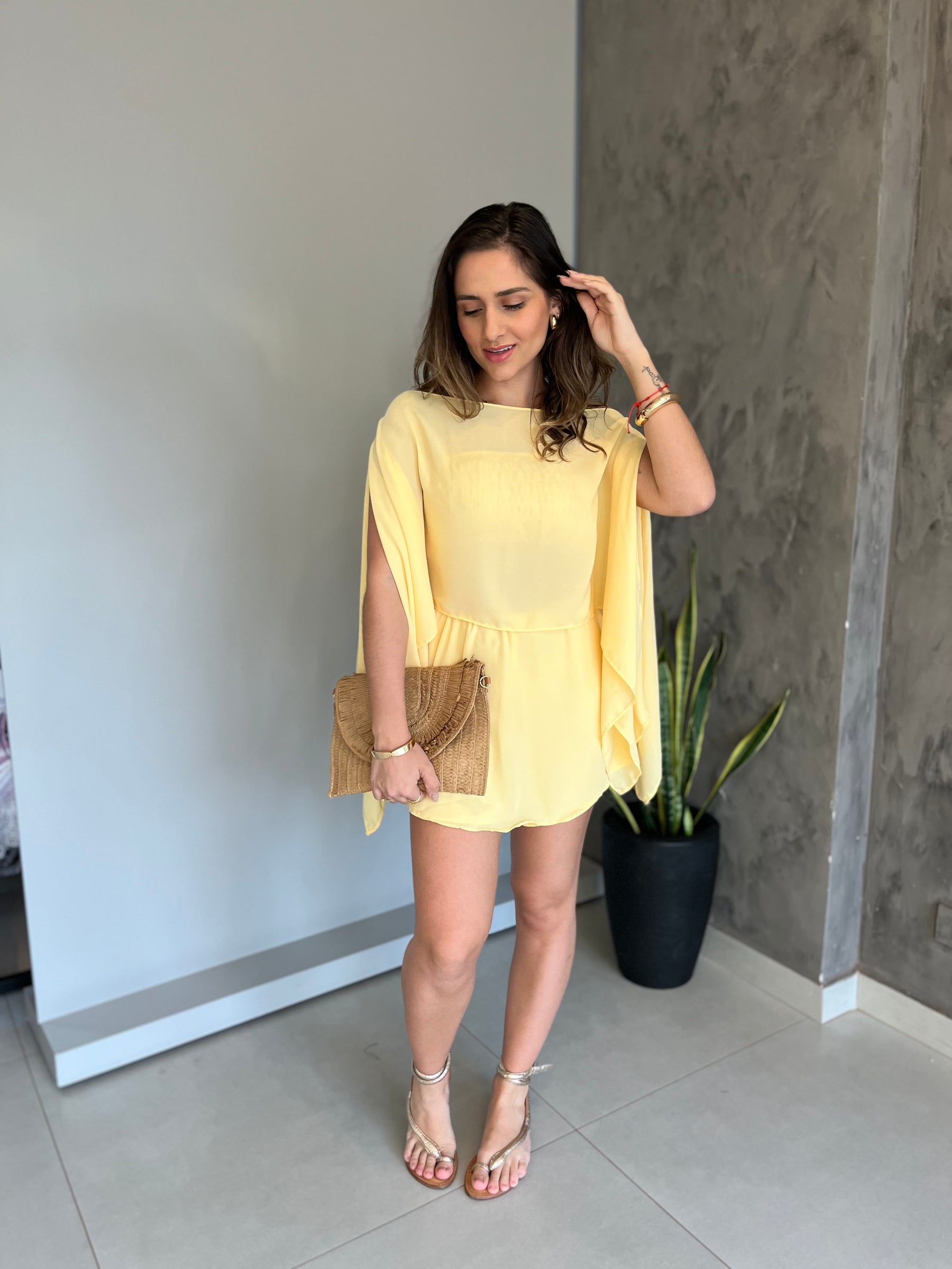 Conjunto Bata e Saia curta- Pietra