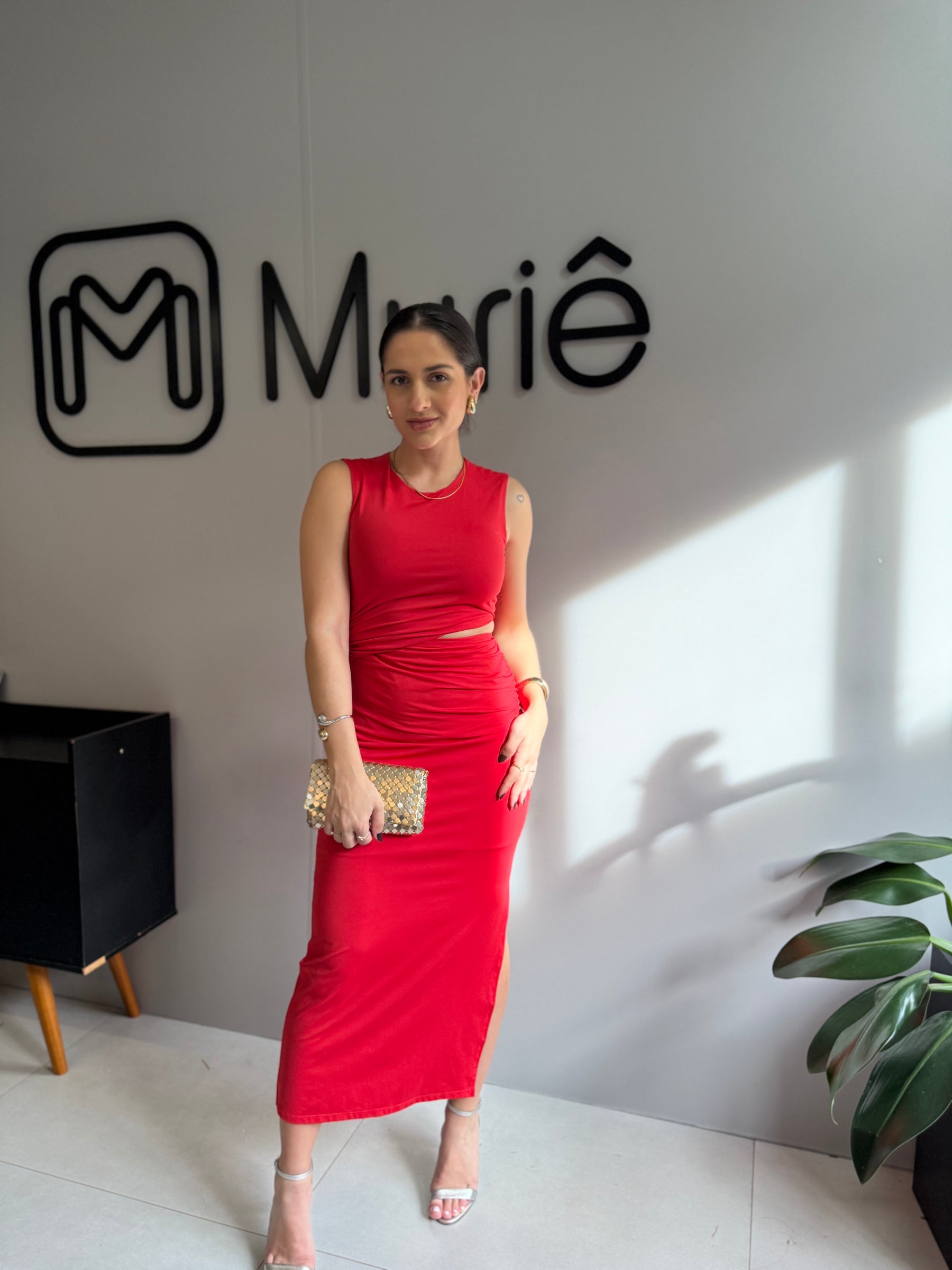 Vestido de Festa Midi Abertura Cintura Vermelho - Naguchi