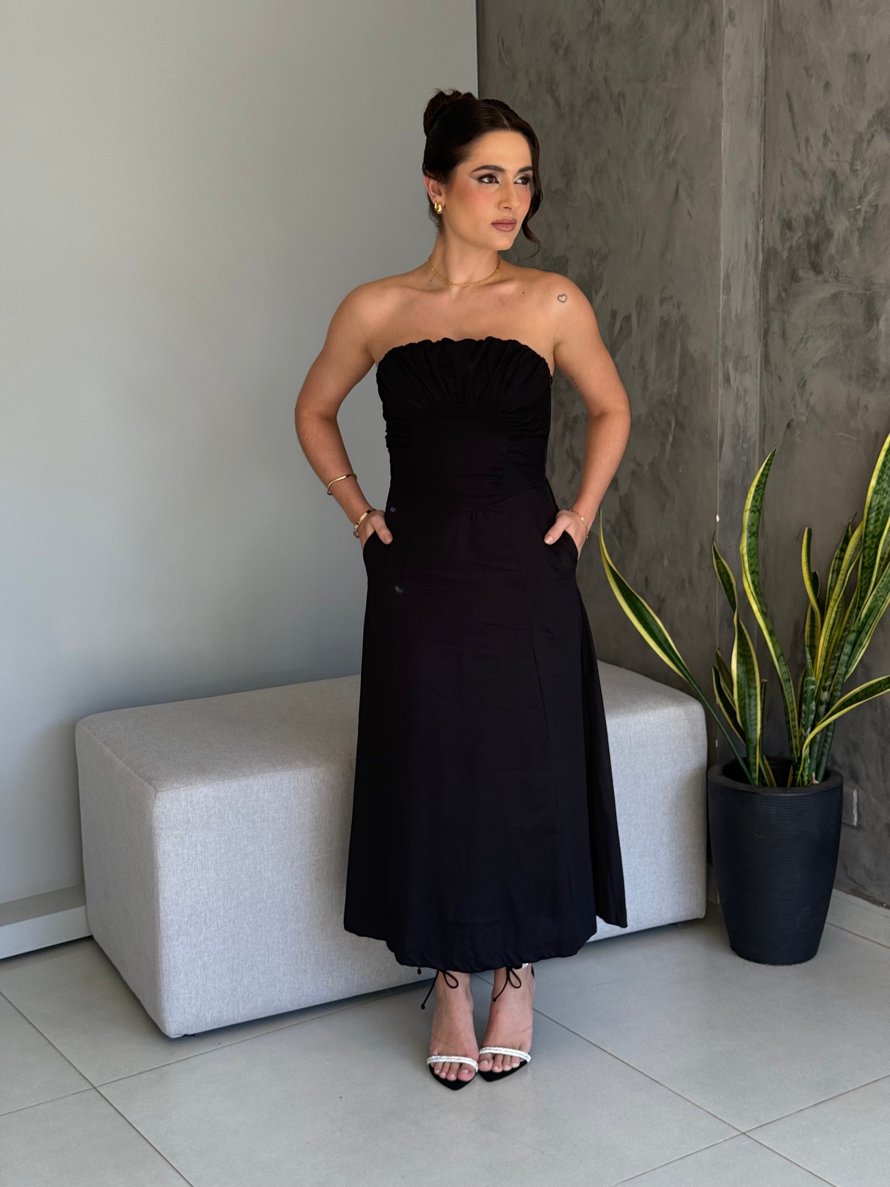 Vestido Solto Straplees Trocolini
