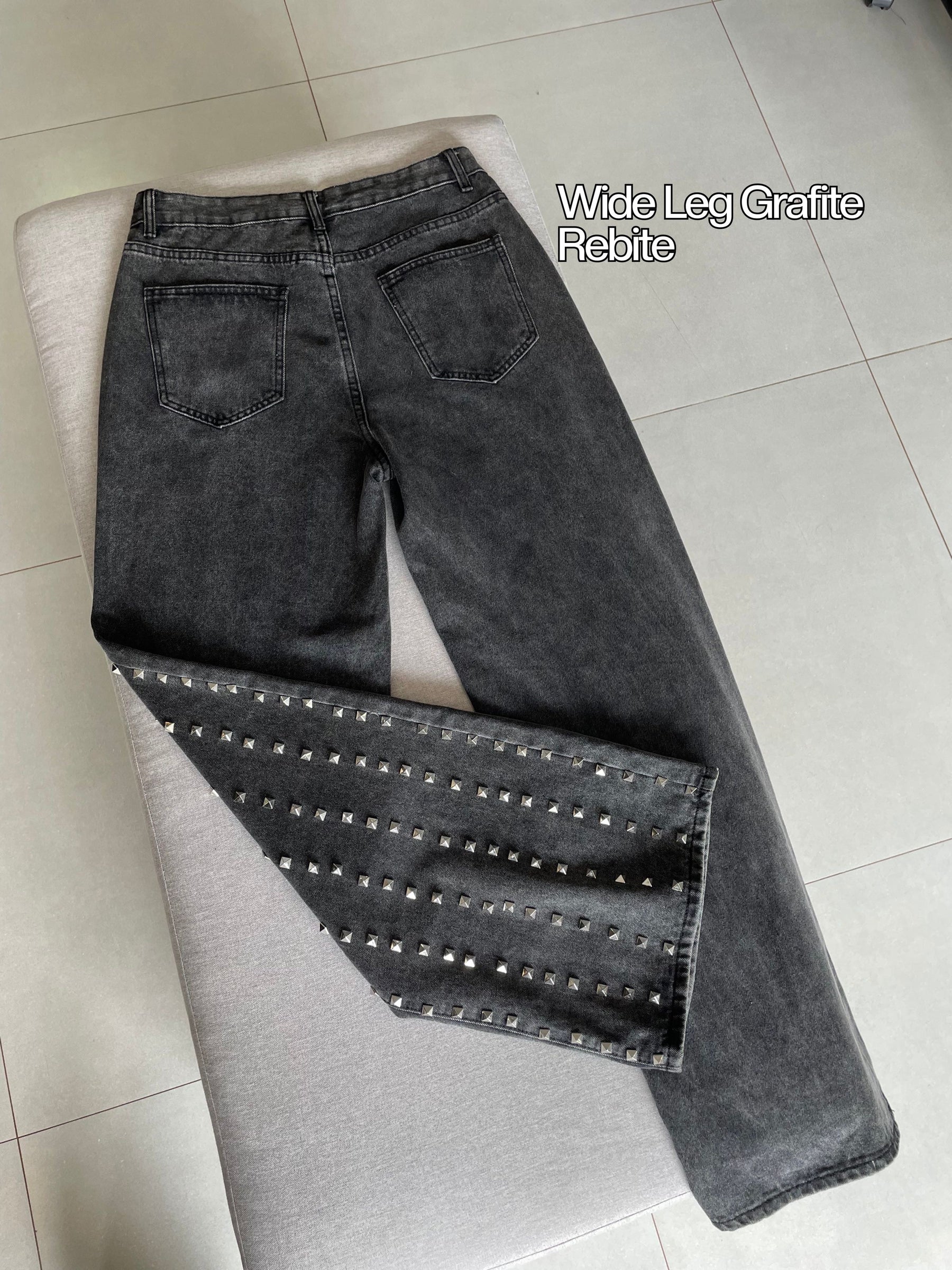 Calça Jeans Rebite Grafite