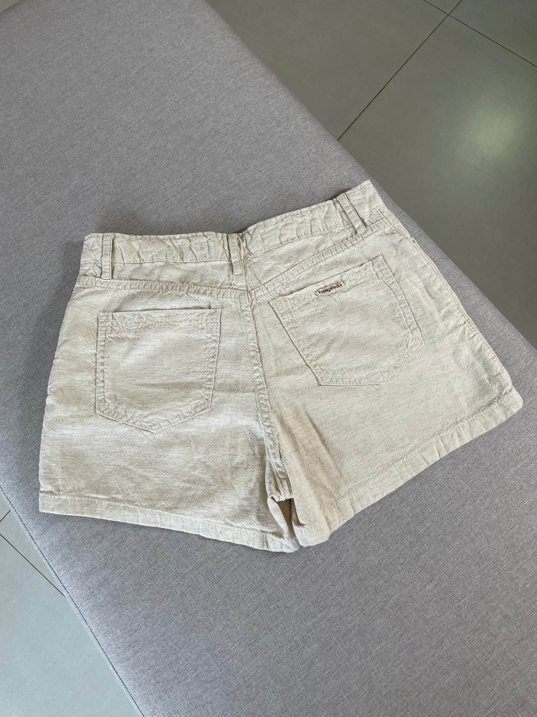 Shorts Saia Linho