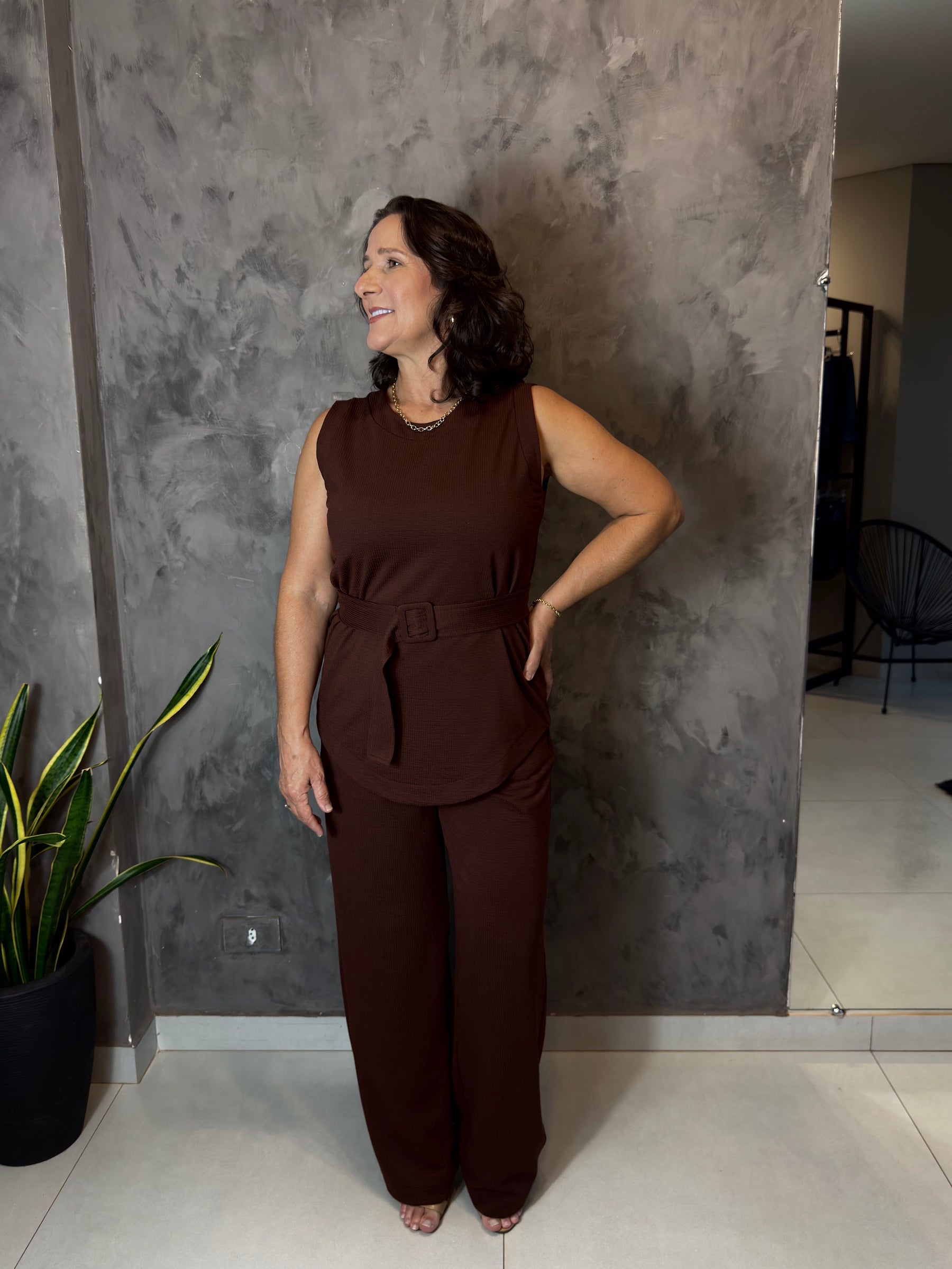 Conjunto Blusa e Calça Textura Avelã
