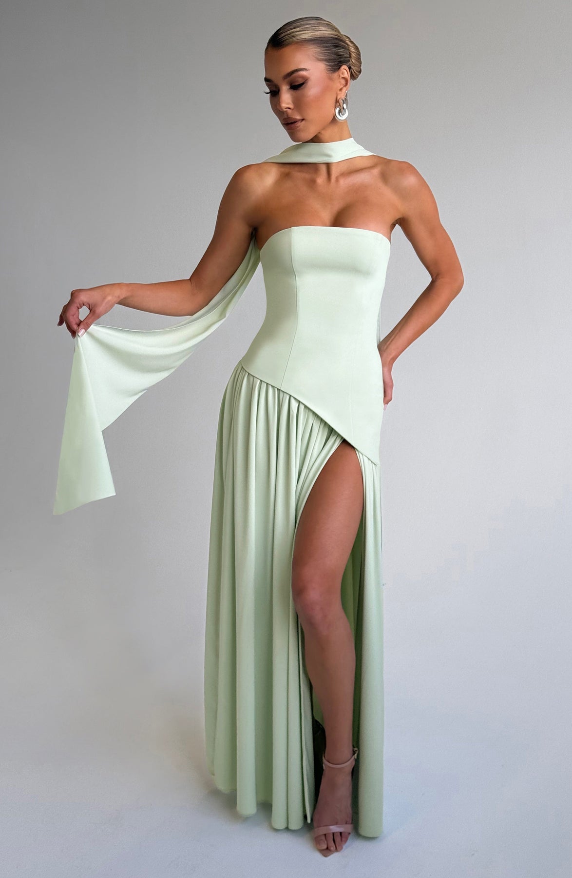 Vestido Longo Choker para Festa Tifany - Ocasiões Especiais