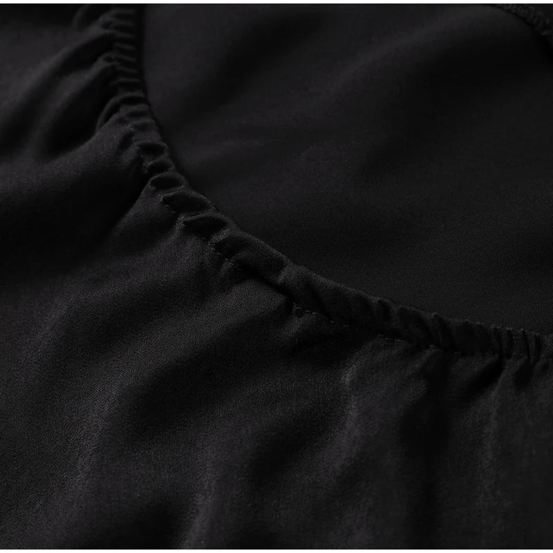 Vestido Longo de Cetim Ombro Único e Capa Lateral Melissa para Festa