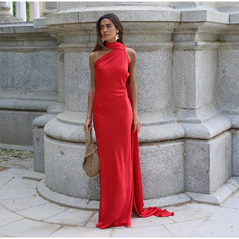Vestido Longo de Cetim Ombro Único e Capa Lateral Melissa para Festa