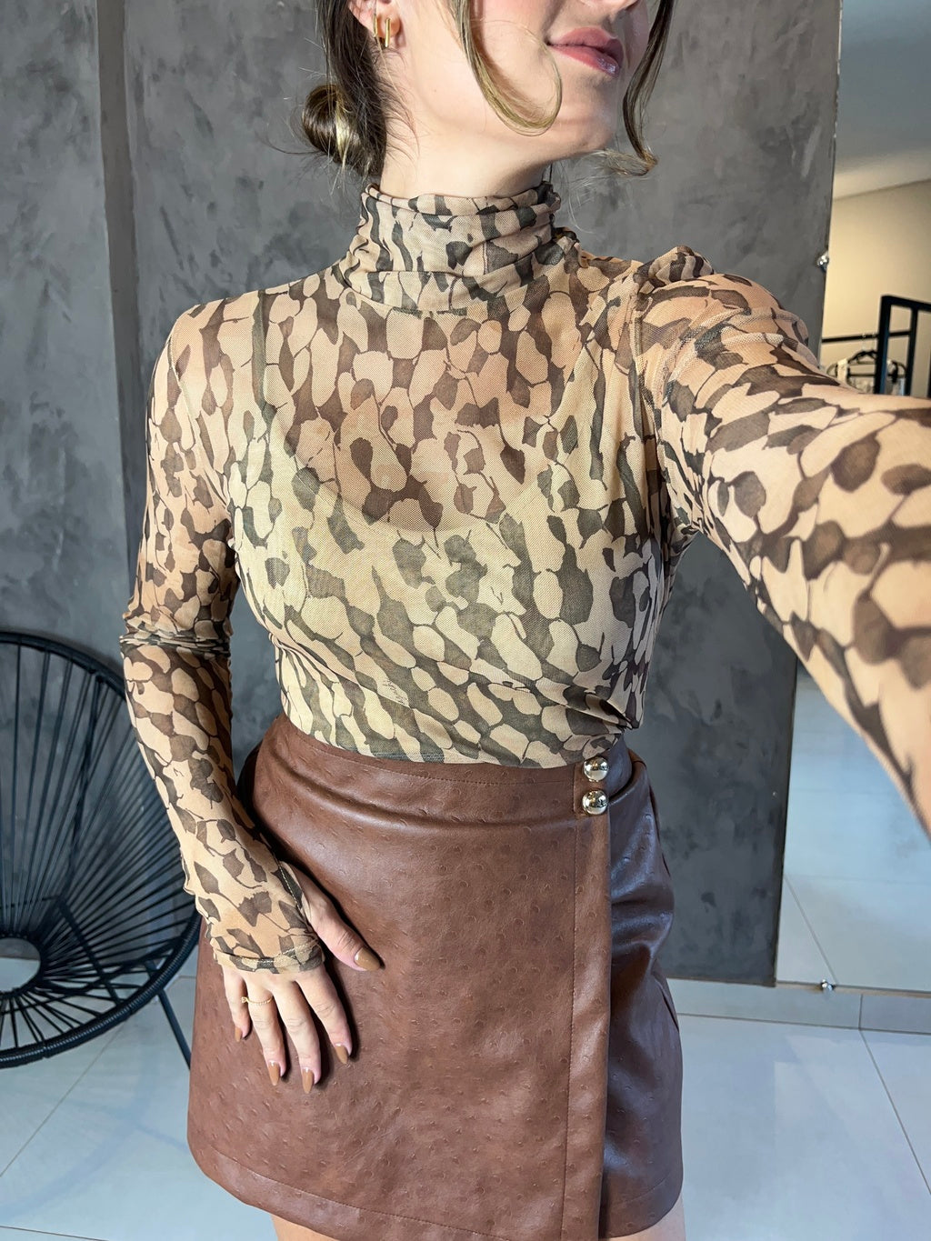 Blusa em tule com estampa- Naguchi