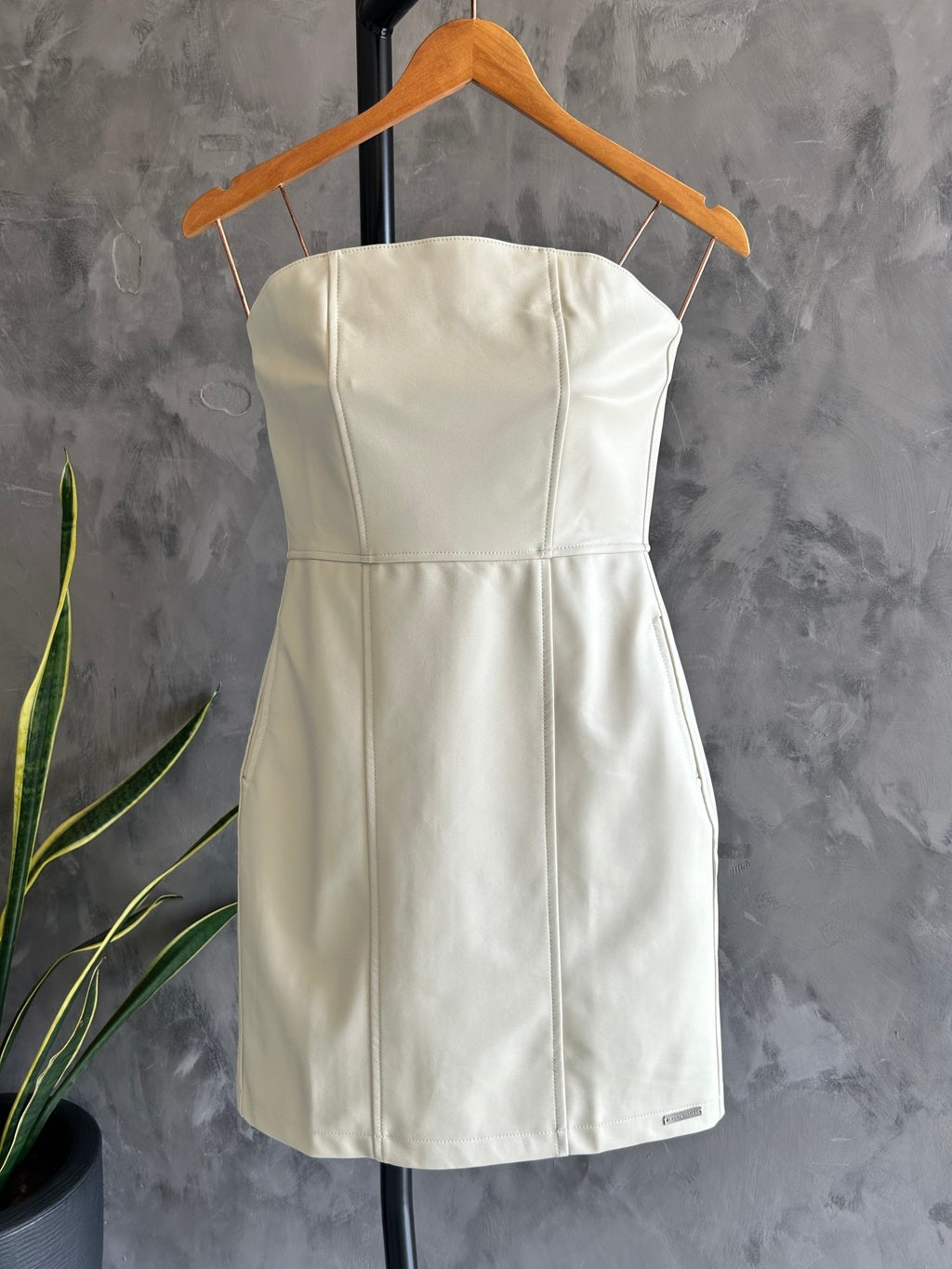 Vestido Feminino de Couro Justo Western - Leona Martins