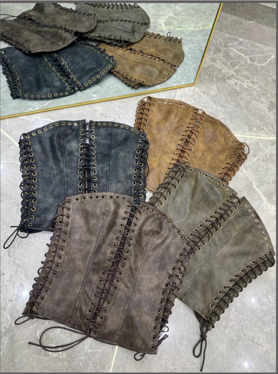 Corset em Couro Ilhós Maisa