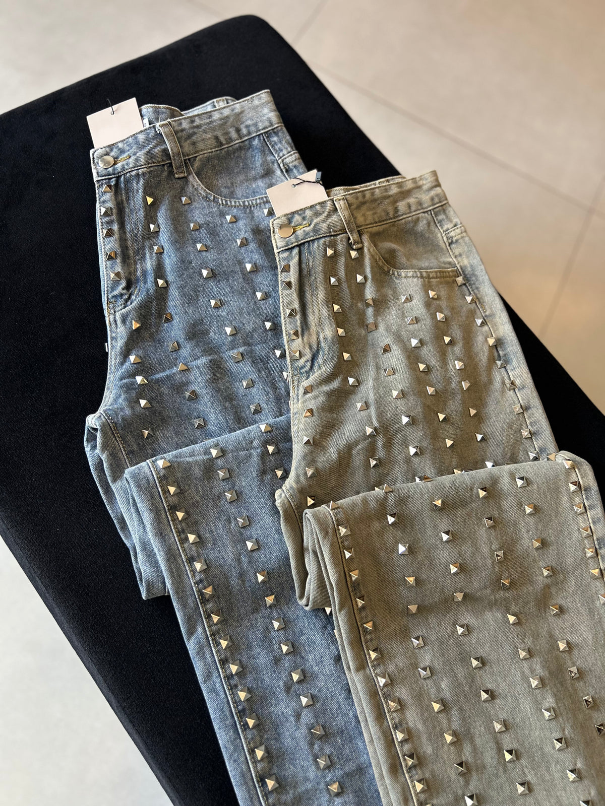 Calça Jeans Rebite