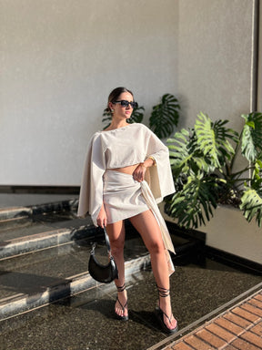 Conjunto Feminino em Linho com Bata e Saia Bege- Hadassa