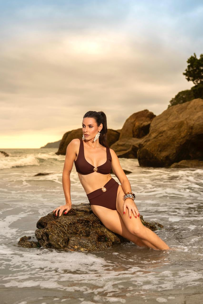 Biquini Hot Pant Marrom Gabriela