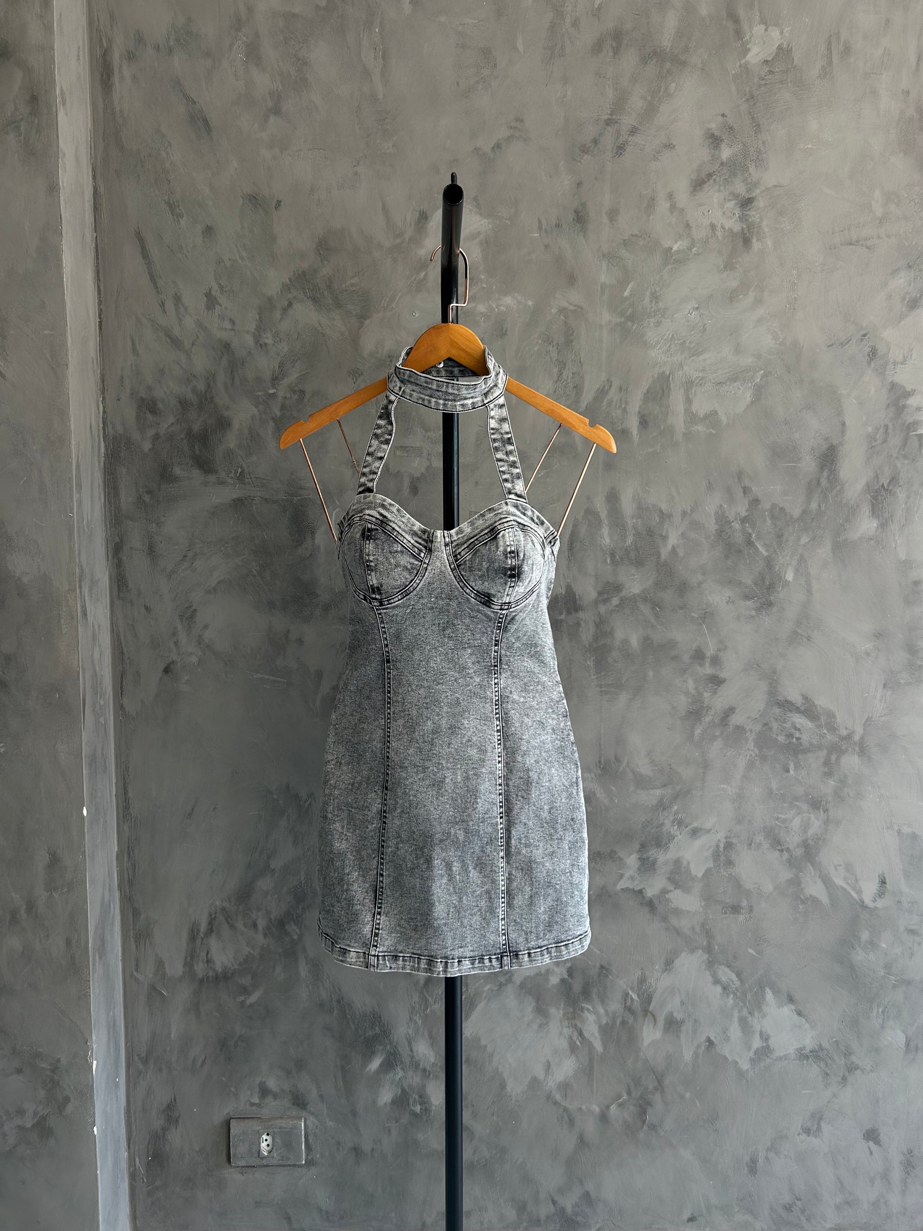 Vestido Curto Jeans Chocker