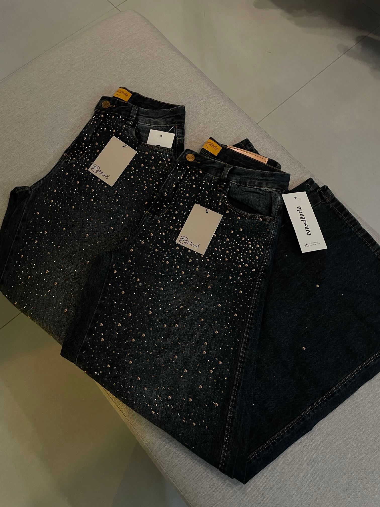 Calça Jeans Aplicações Brilho Tinto Marrom Consciência