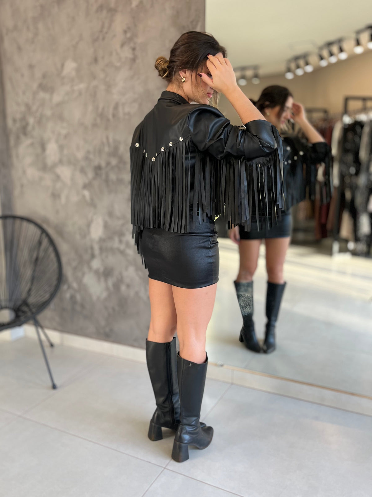 Jaqueta Feminina Country em Couro com Franjas