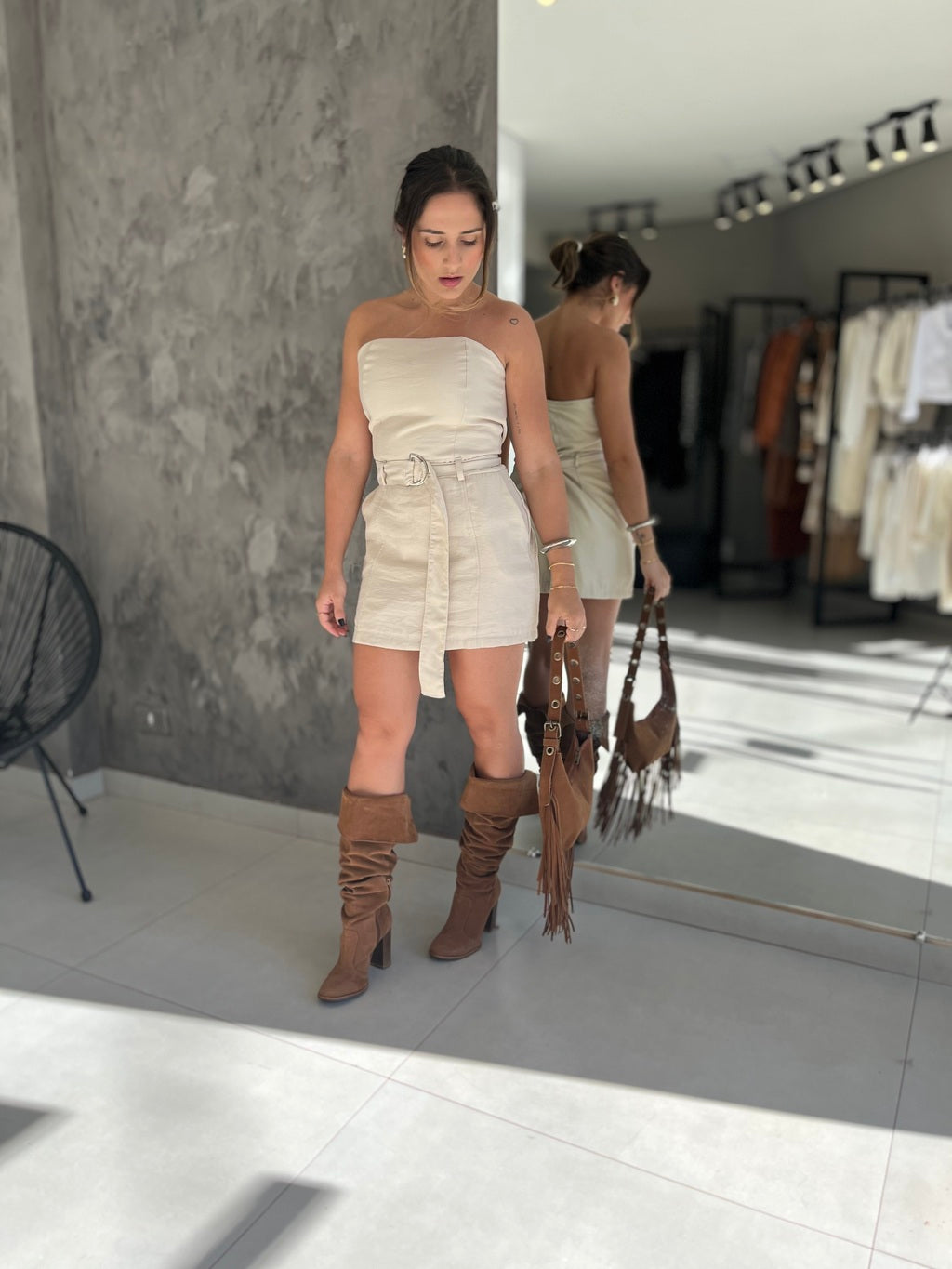 Vestido Macaquinho Tomara que Caia Versátil