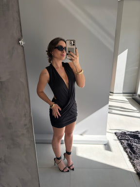Vestido Curto com Decote cruzado Ivi