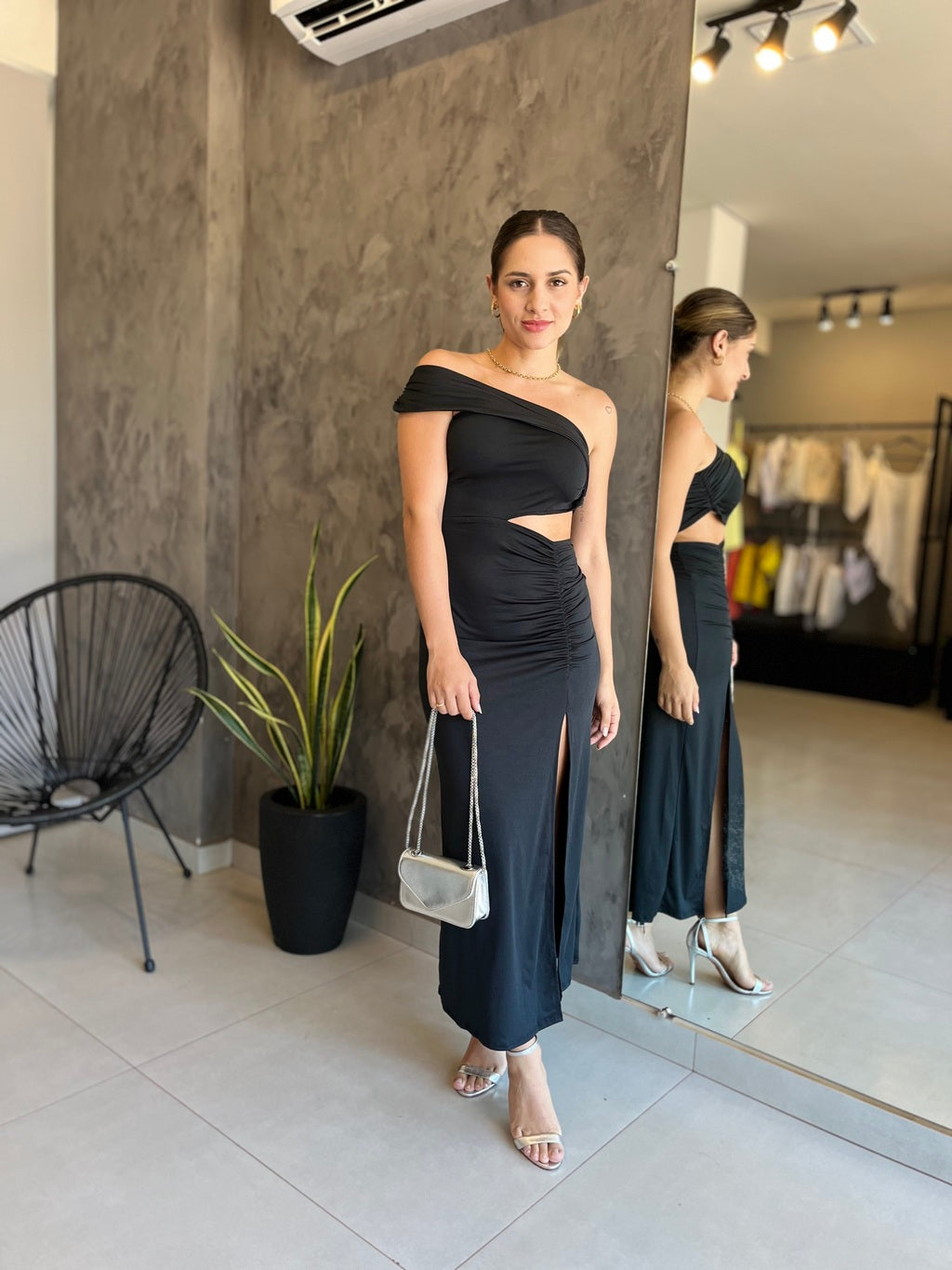 Vestido Feminino Midi com Recortes para Festa