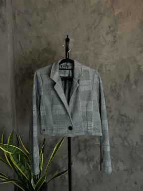 Blazer Cropped Xadez Lã Batida