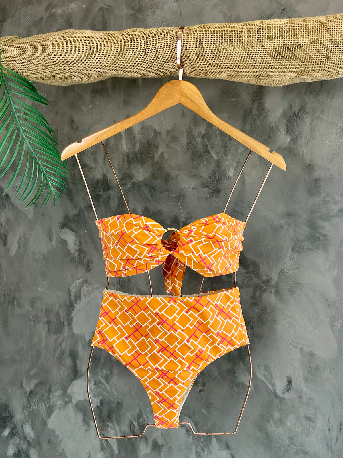 Biquini tomara que caia hot Pant laranja