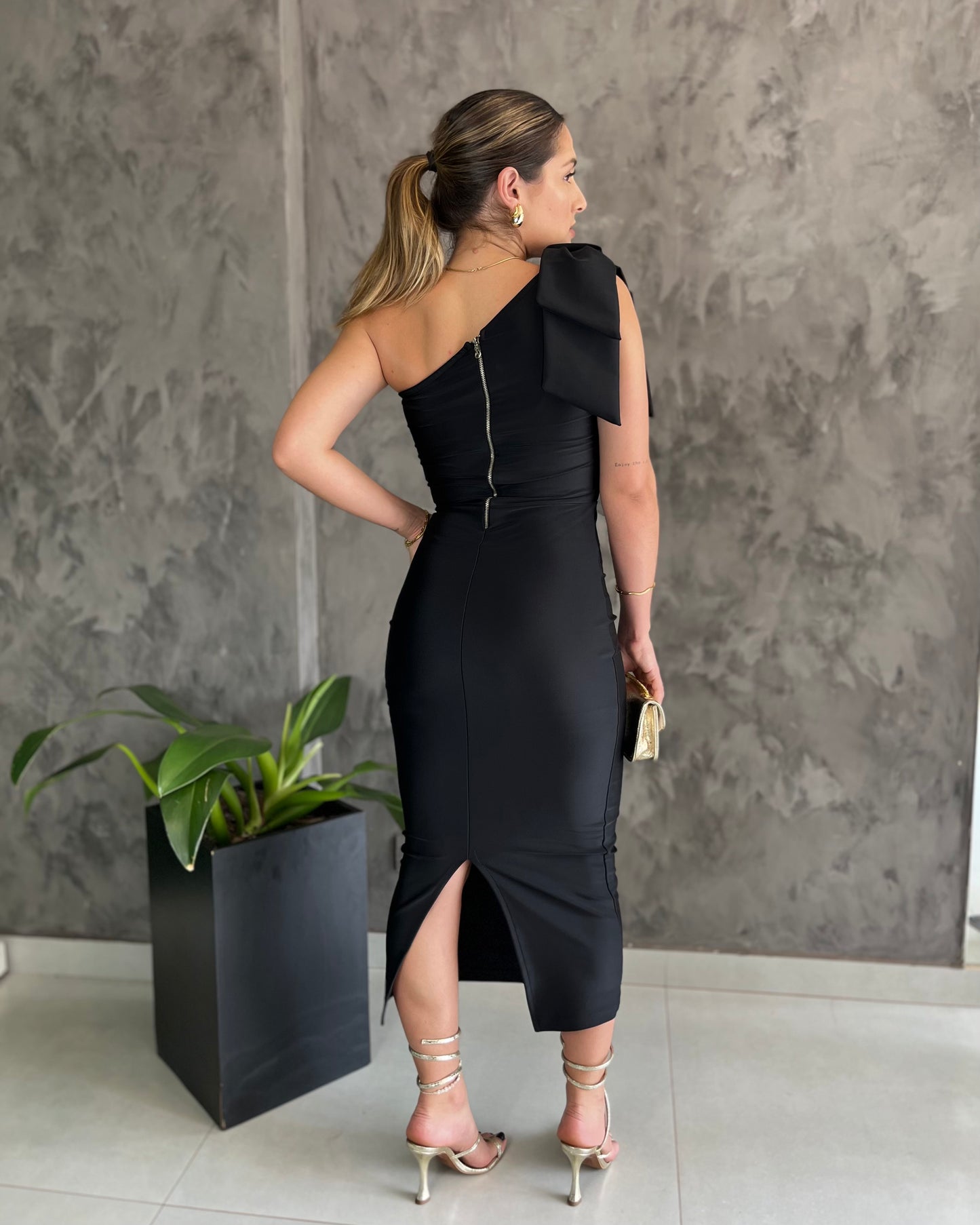 Vestido Prada Midi Jhesly Preto