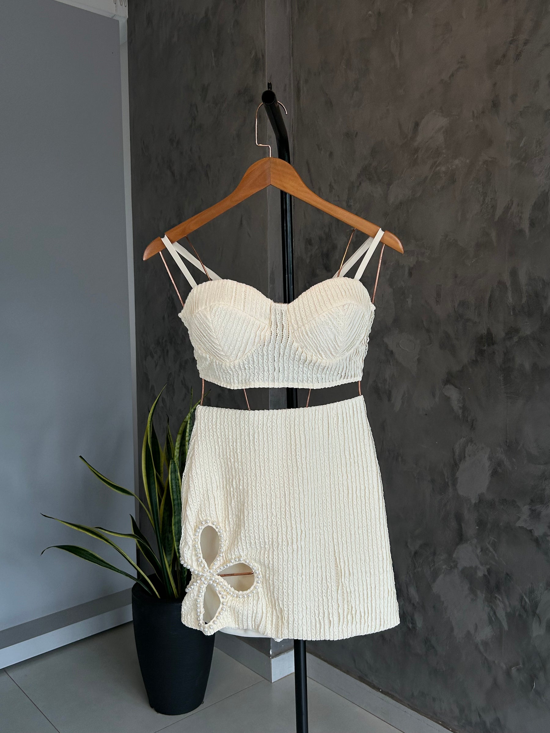 Conjunto Top e Saia Rendada Off White