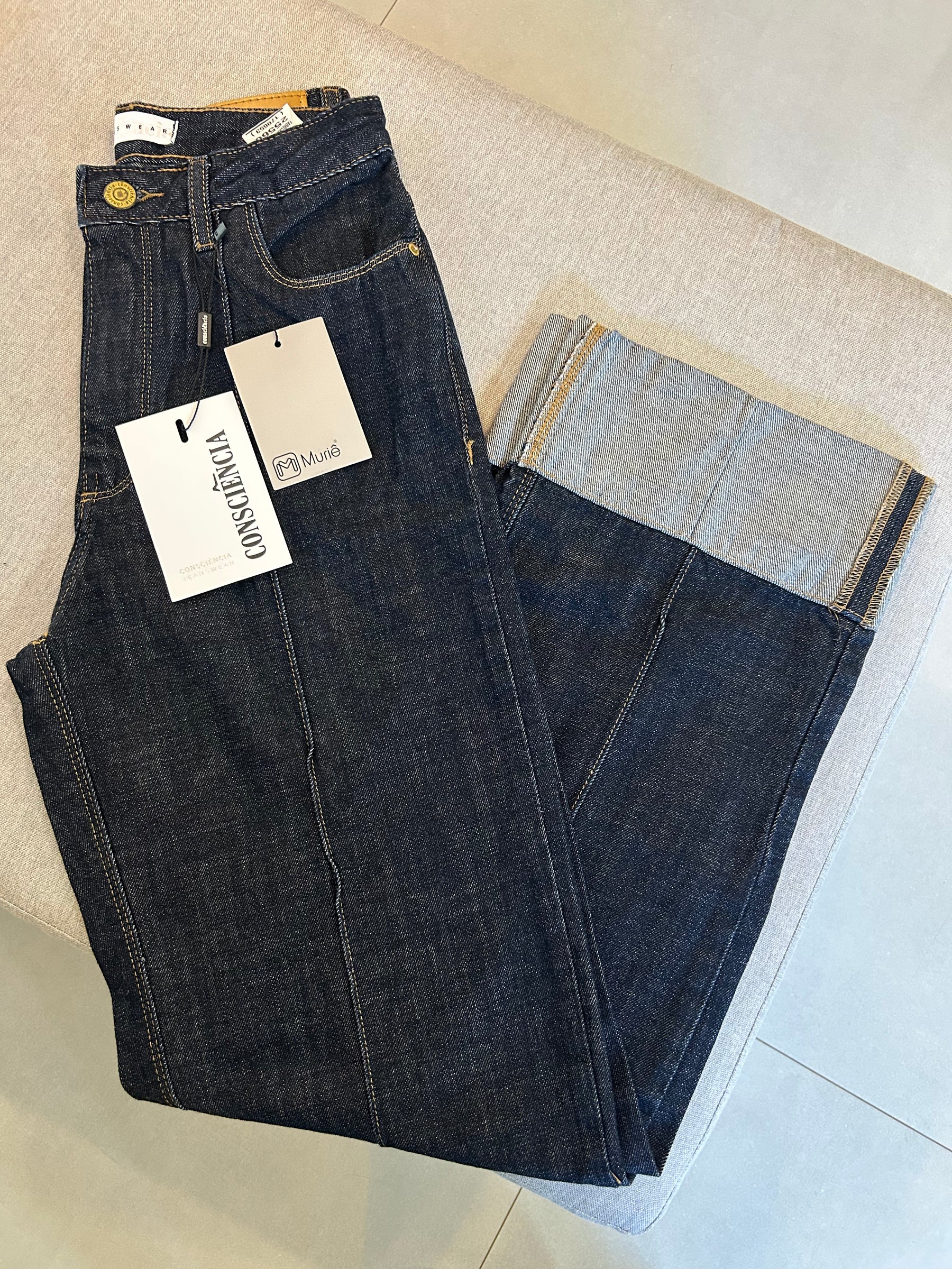 Calça Jeans Reta Barra Virada