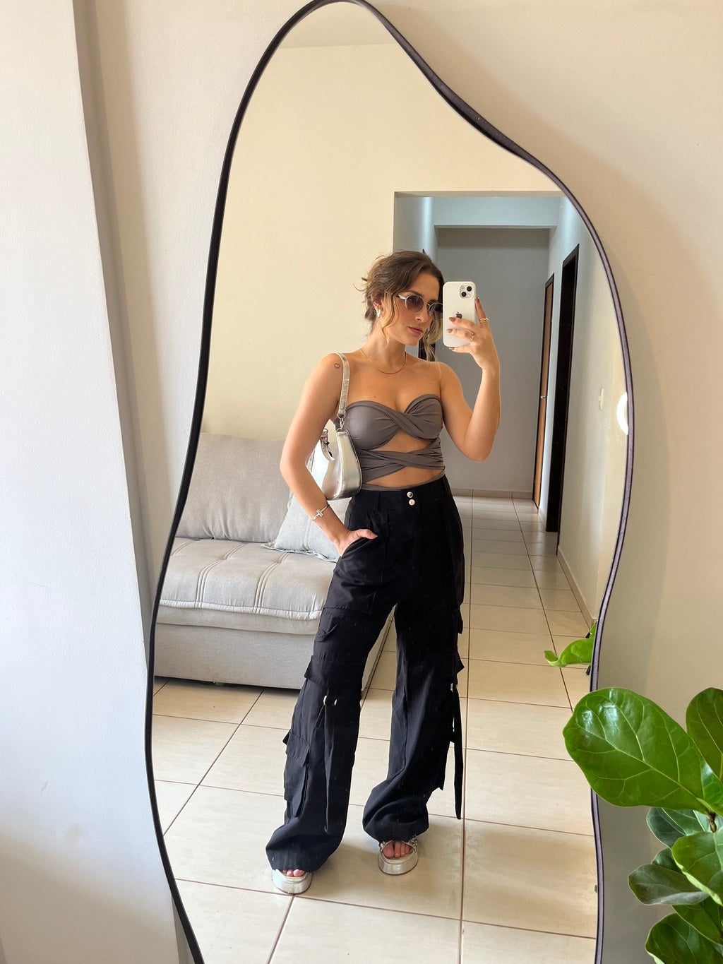 Calça Feminina Cargo Max com Bolsos
