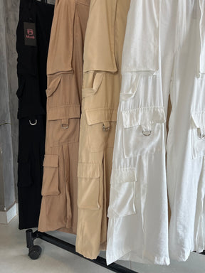 Calça Feminina Cargo Max com Bolsos