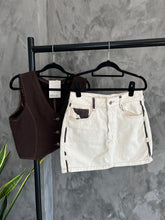 Saia Curta Sarja Off White Cow