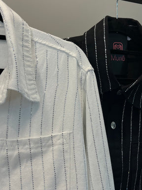 Jaqueta Jeans Oversized com Brilho Strass – Look Ana Castela