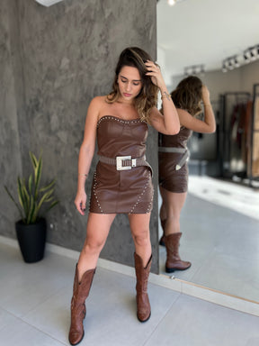 Conjunto Feminino em Couro com Tachas Western