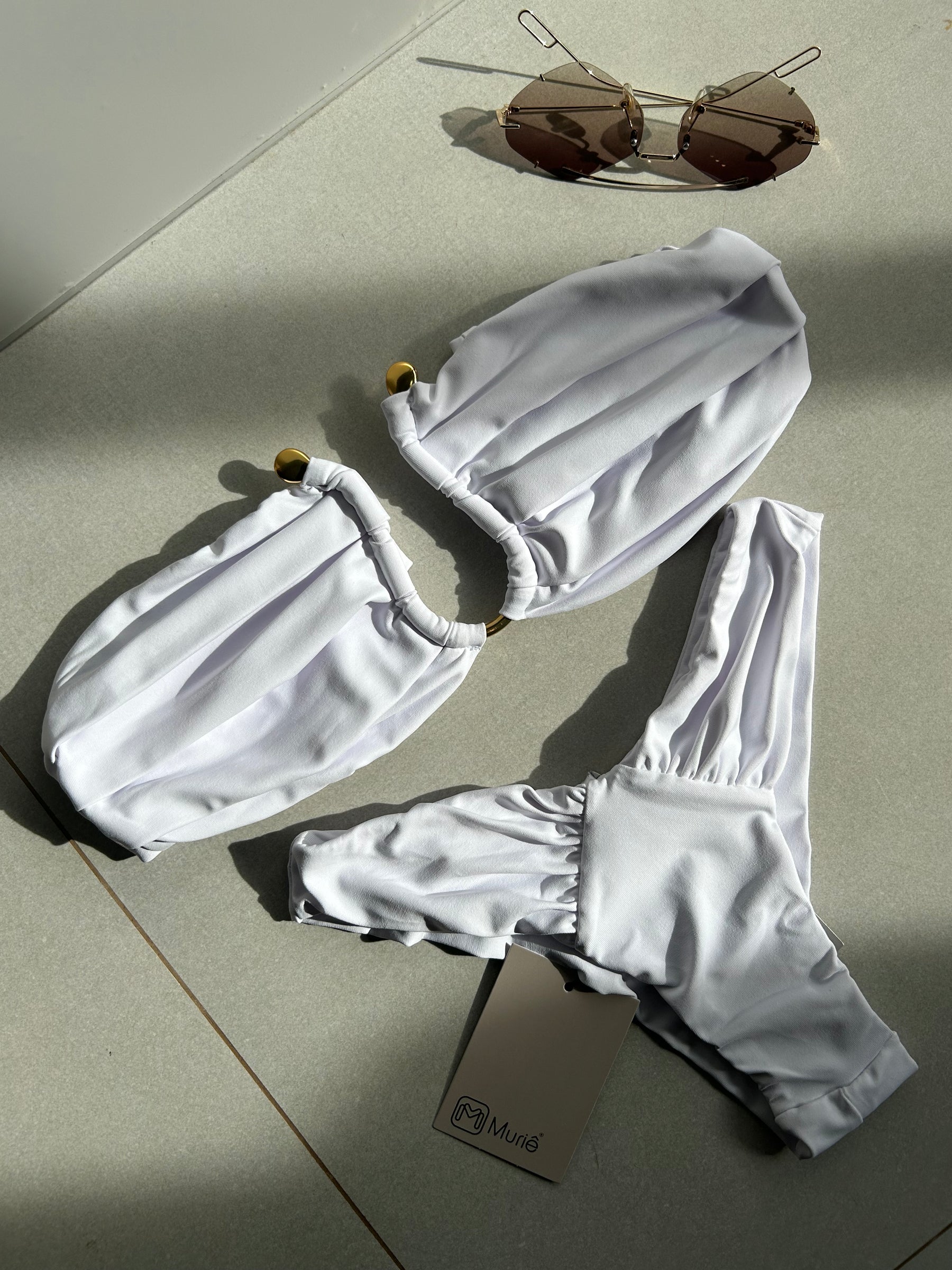 Biquíni Tomara que Caia Fivela Branco