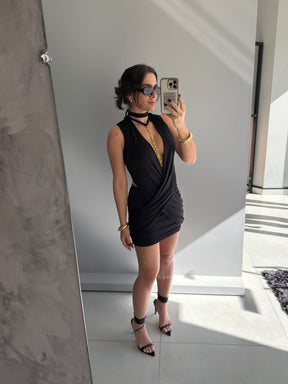 Vestido Curto com Decote cruzado Ivi
