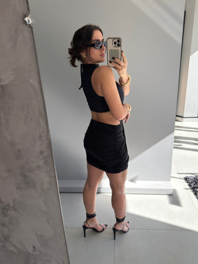 Vestido Curto com Decote cruzado Ivi
