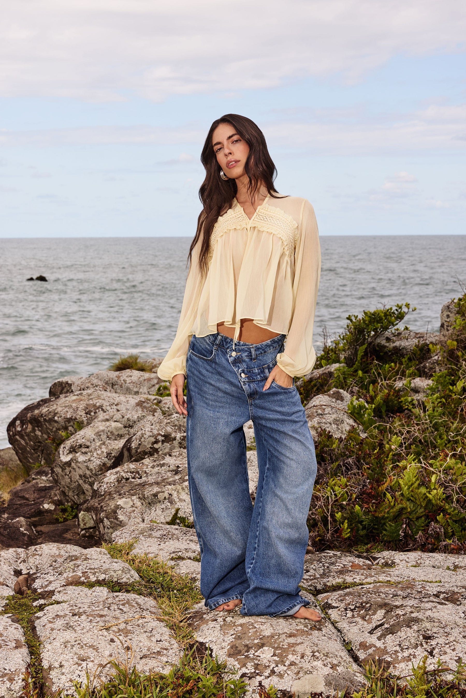 Blusa Fluid Renda Crepon Manteiga