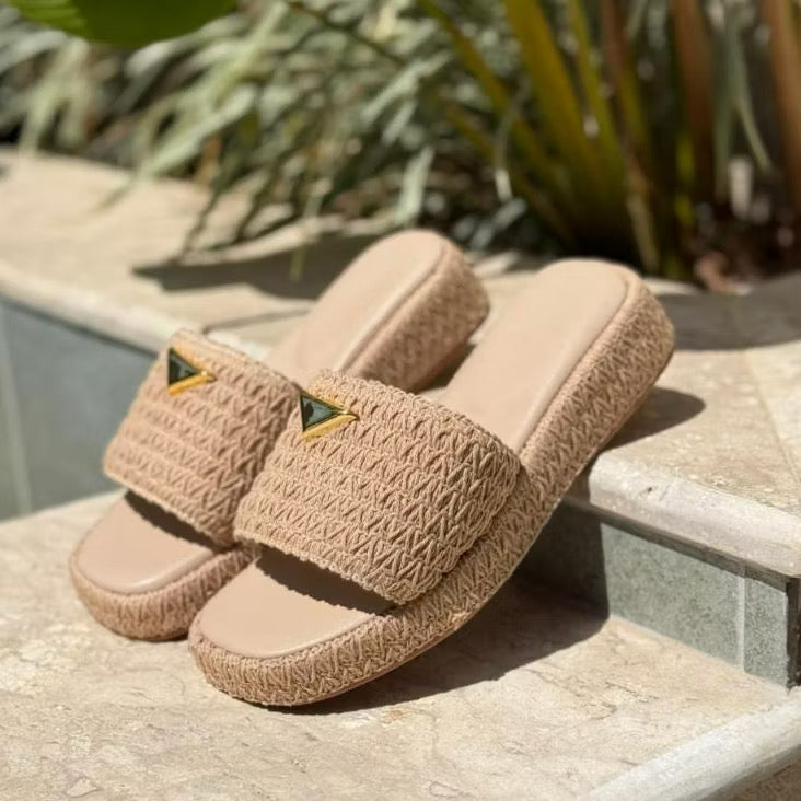 Rasteira Sandália Flat de Palha