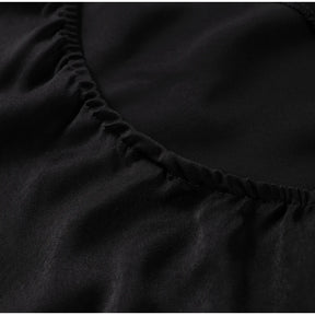 Vestido Longo de Cetim Ombro Único e Capa Lateral Melissa para Festa