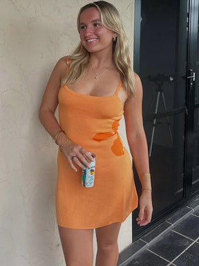 Vestido Curto com Alças Finas – Moda Feminina Verão Casual