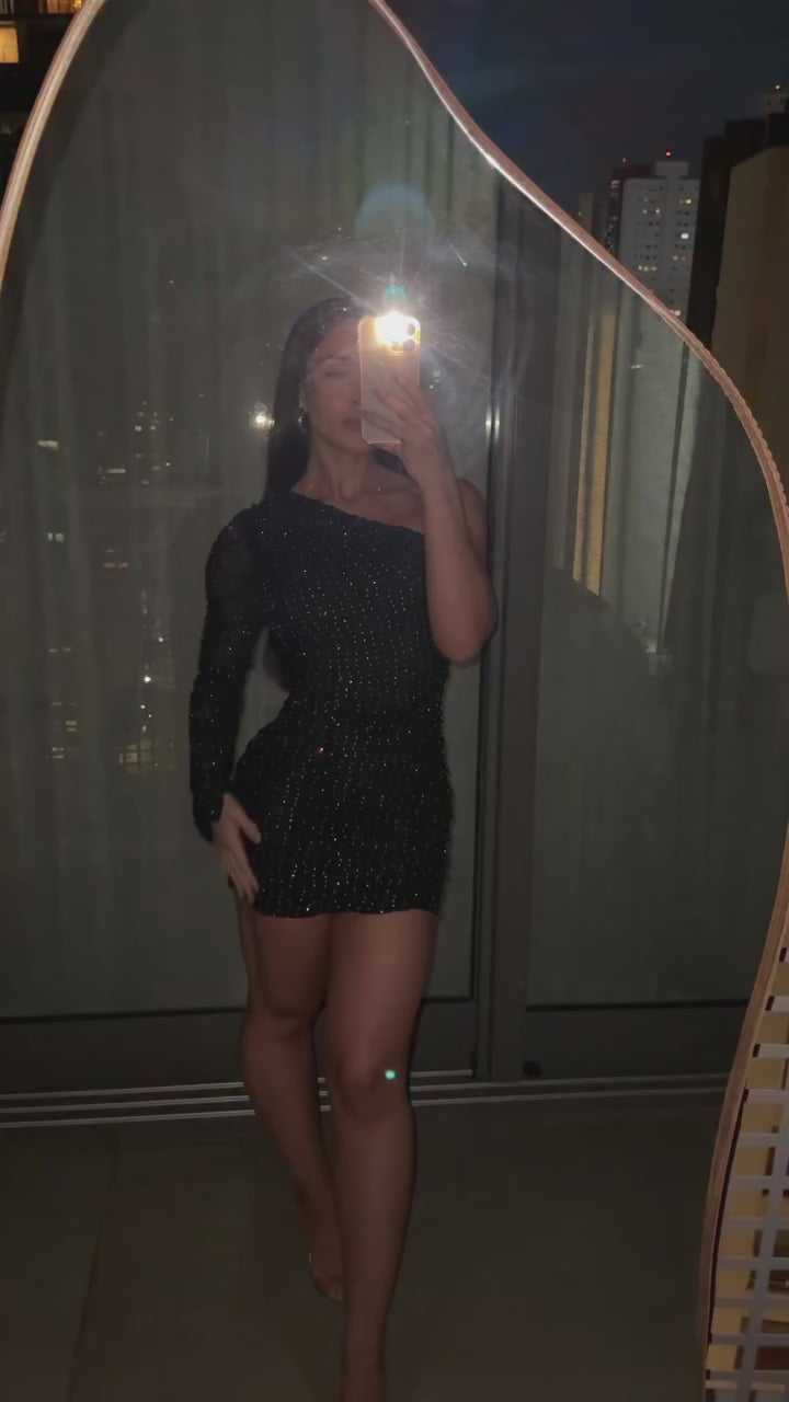 Vestido Curto Manga Única de Festa Brilho