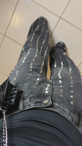 Calça Jeans Rebite