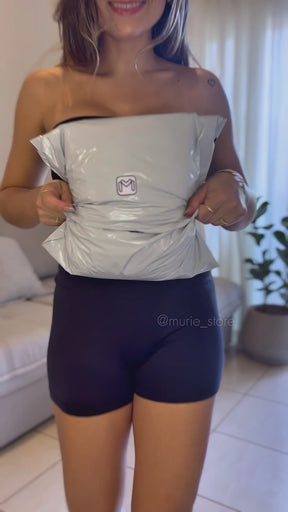 Jaqueta Jeans Oversized com Brilho Strass – Look Ana Castela
